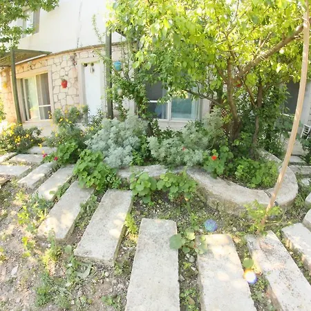 Pensjonat Ergin Karaburun (Izmir)