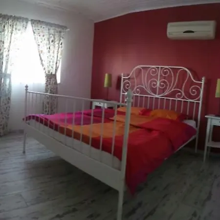 Konukevi Ergin Karaburun (Izmir)